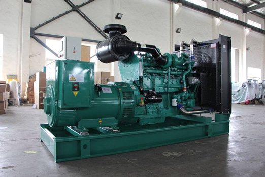 德令哈320kw康明斯柴油发电车出租组图片 德令哈320kw康明斯柴油发电车出租组图片